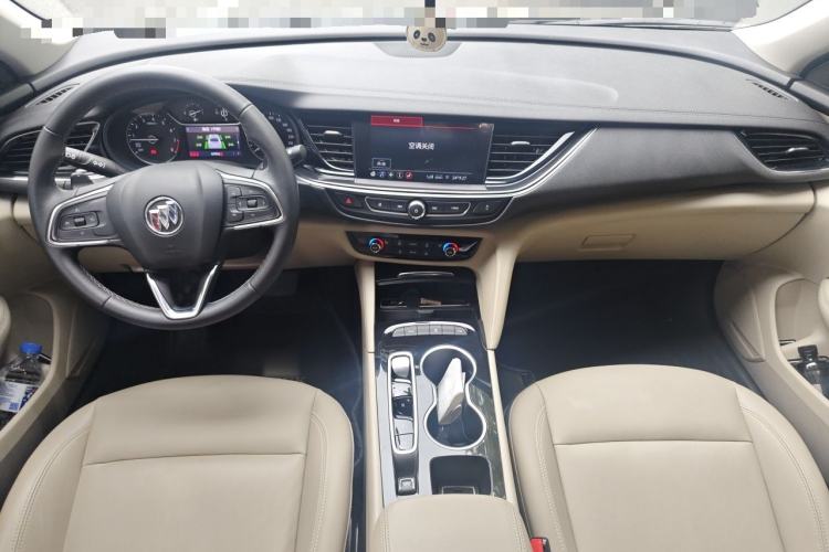 Used Buick Regal 2020 552T Elite Edition Center Console