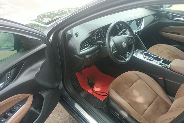 Used Buick Regal 2020 552T Luxury Version Driver Seat