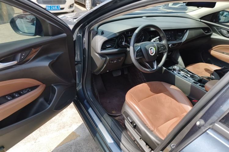 Used Buick Regal 2020 552T Luxury Version Driver Seat