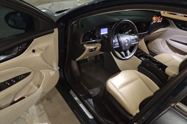 Used Buick Regal 2020 552T Elite Edition Driver Seat