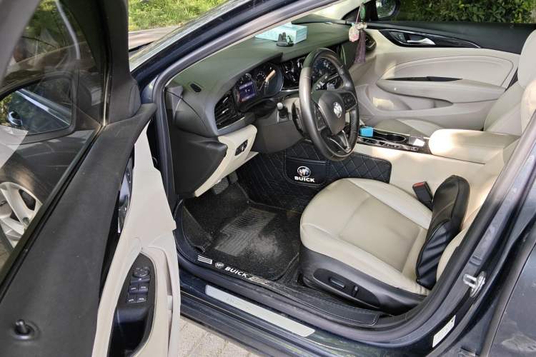 Used Buick Regal 2020 552T Elite Edition Driver Seat