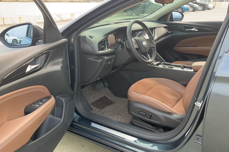 Used Buick Regal 2020 552T Luxury Version Driver Seat