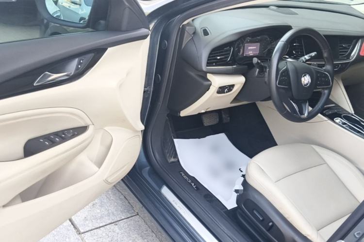 Used Buick Regal 2020 552T Elite Edition Driver Seat