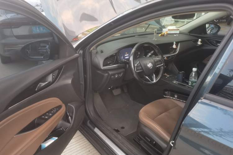 Used Buick Regal 2020 552T Luxury Version Driver Seat
