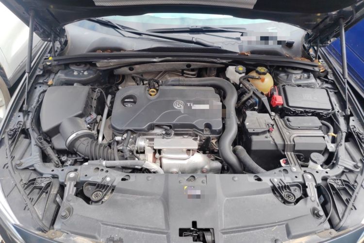 Used Buick Regal 2020 552T Elite Edition Engine Bay