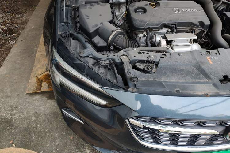 Used Buick Regal 2020 552T Elite Edition Engine Bay Right