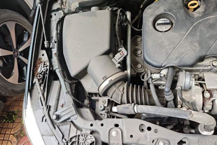 Used Buick Regal 2020 552T Elite Edition Engine Bay Right