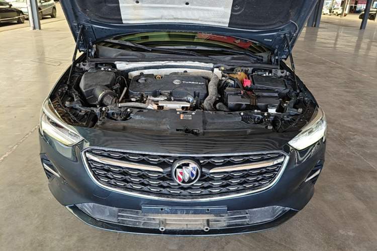 Used Buick Regal 2020 552T Elite Edition Engine Bay
