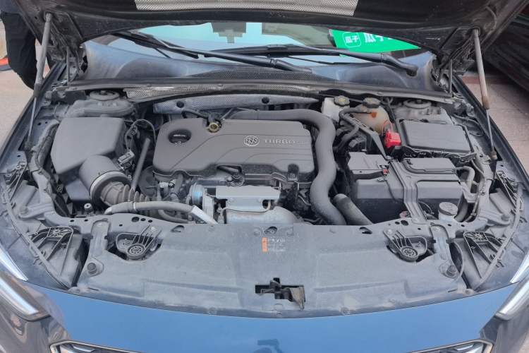 Used Buick Regal 2020 552T Elite Edition Engine Bay