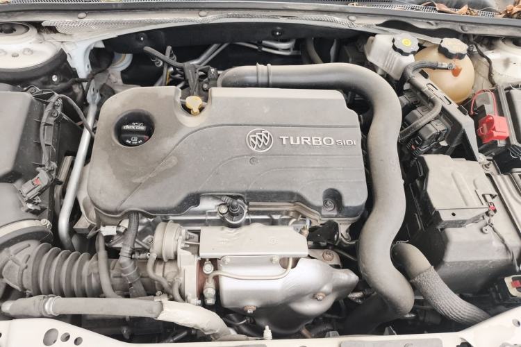 Used Buick Regal 2020 552T Elite Edition Engine Bay