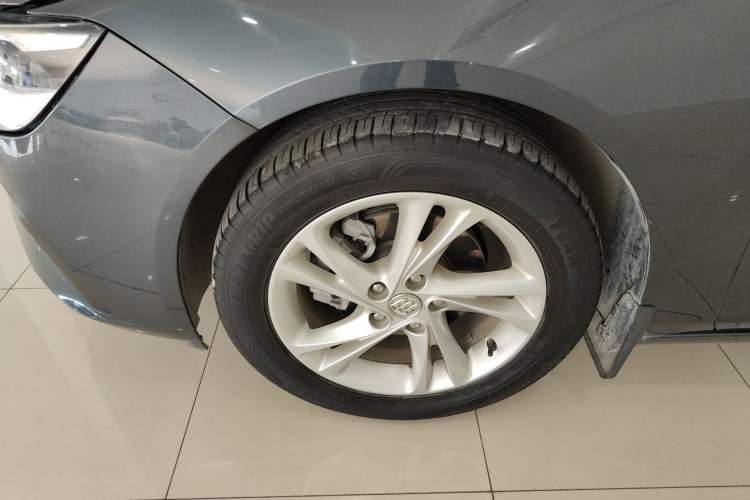 Used Buick Regal 2020 552T Elite Edition Exterior 2