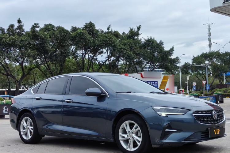 Used Buick Regal 2020 552T Elite Edition Exterior 2