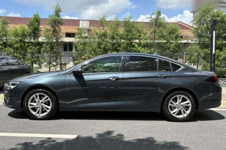 Used Buick Regal 2020 552T Elite Edition Exterior 2