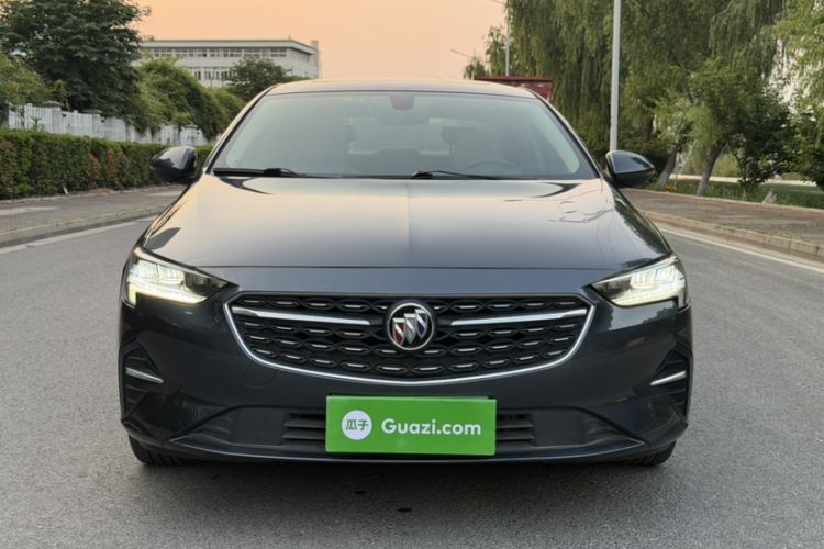 Used Buick Regal 2020 552T Elite Edition Exterior 2