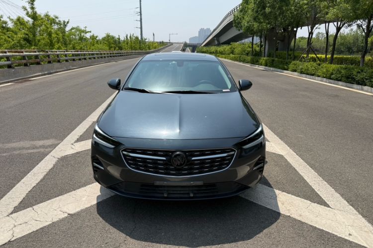 Used Buick Regal 2020 552T Luxury Version Exterior 2