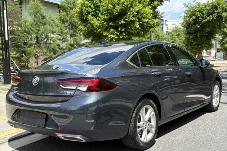 Used Buick Regal 2020 552T Elite Edition Exterior 3