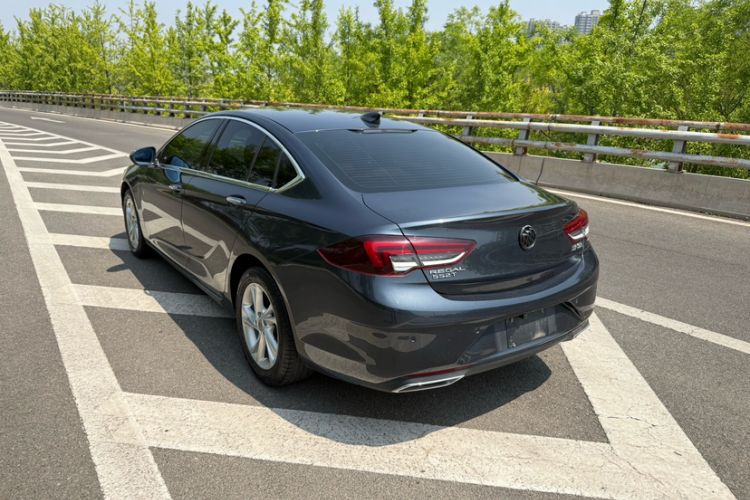 Used Buick Regal 2020 552T Luxury Version Exterior 3