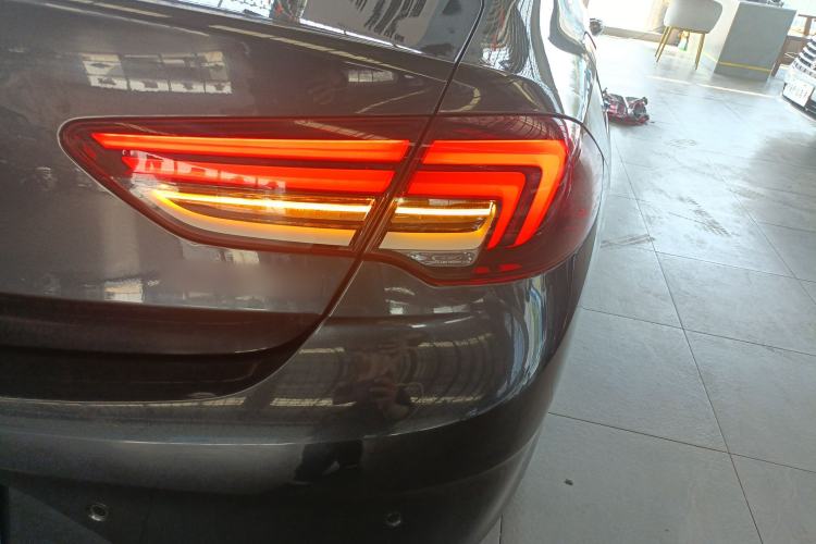 Used Buick Regal 2020 552T Elite Edition Exterior 3
