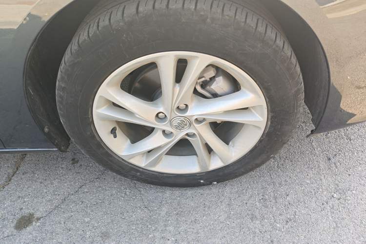 Used Buick Regal 2020 552T Luxury Version Exterior 4
