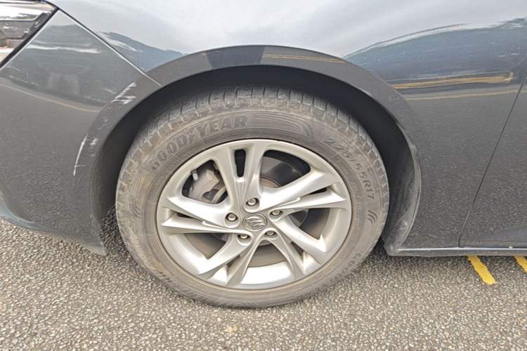 Used Buick Regal 2020 552T Elite Edition Exterior 4