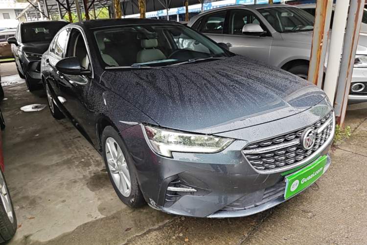 Used Buick Regal 2020 552T Elite Edition Front Right 45 Deg
