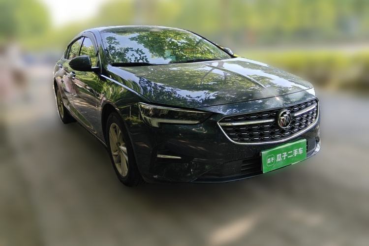 Used Buick Regal 2020 552T Elite Edition Front Right 45 Deg
