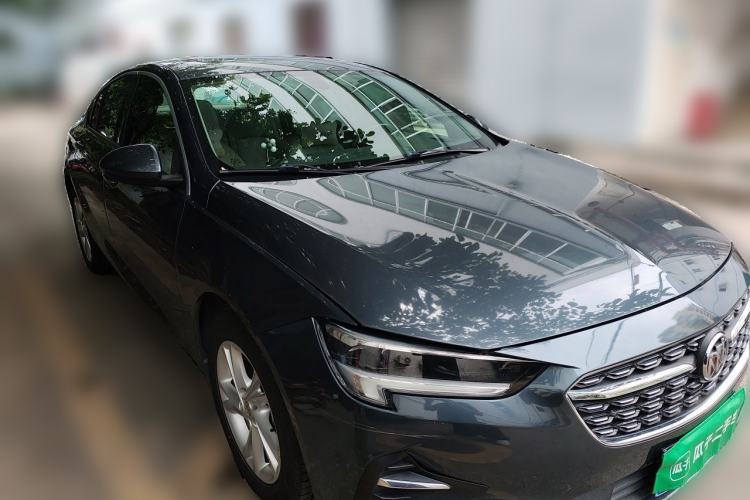 Used Buick Regal 2020 552T Elite Edition Front Right 45 Deg