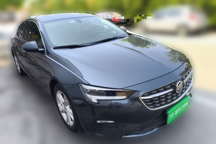 Used Buick Regal 2020 552T Luxury Version Front Right 45 Deg