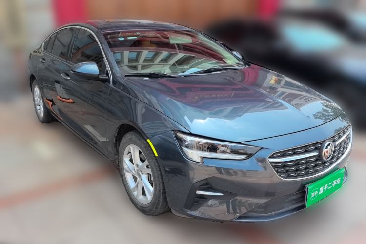 Used Buick Regal 2020 552T Elite Edition Front Right 45 Deg