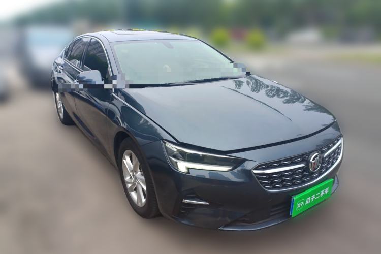 Used Buick Regal 2020 552T Elite Edition Front Right 45 Deg