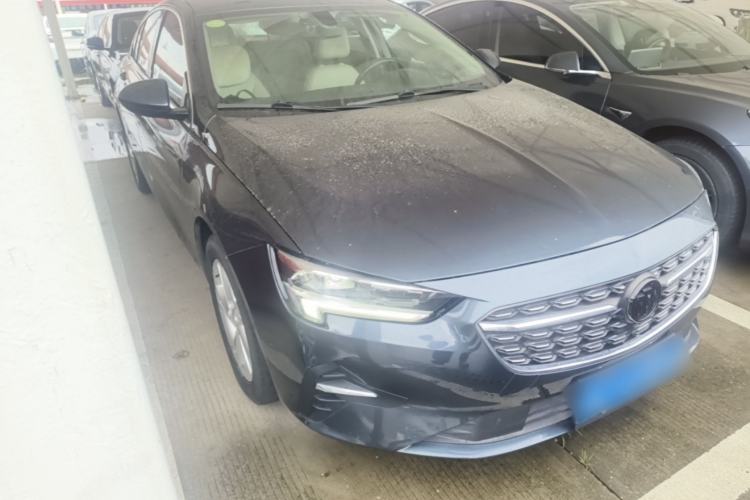 Used Buick Regal 2020 552T Elite Edition Front Right 45 Deg