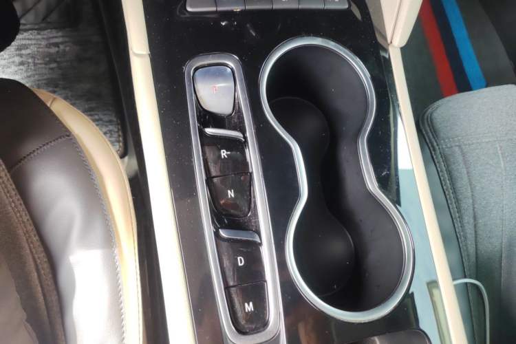 Used Buick Regal 2020 552T Elite Edition Gear Lever