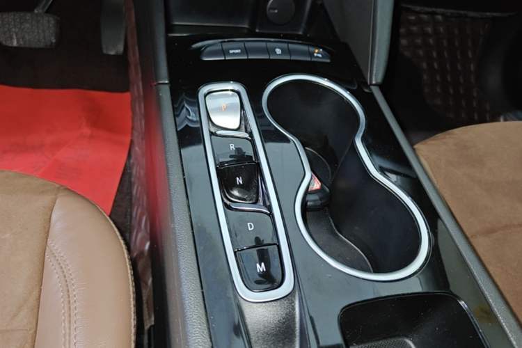 Used Buick Regal 2020 552T Luxury Version Gear Lever