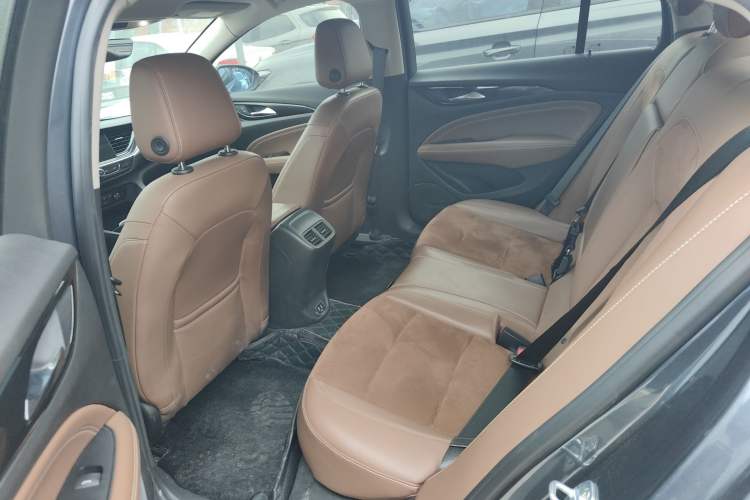 Used Buick Regal 2020 552T Luxury Version Interior 2