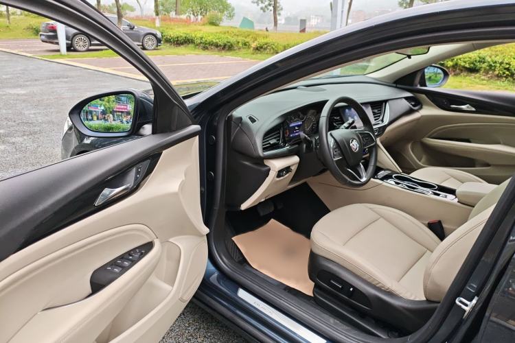 Used Buick Regal 2020 552T Elite Edition Interior 3