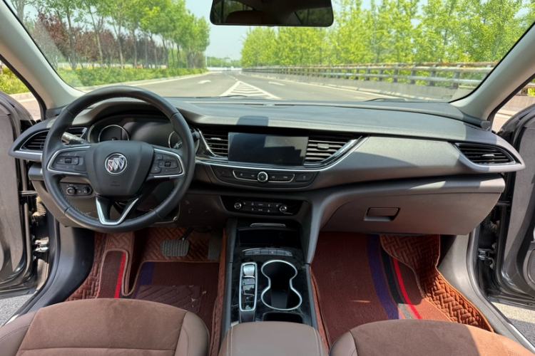 Used Buick Regal 2020 552T Luxury Version Interior 3