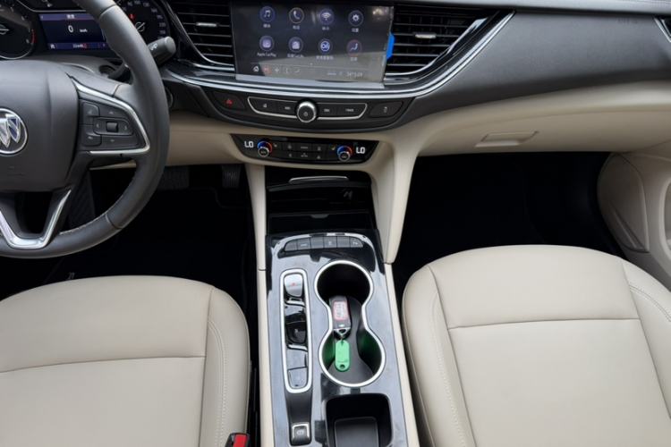 Used Buick Regal 2020 552T Elite Edition Interior 4