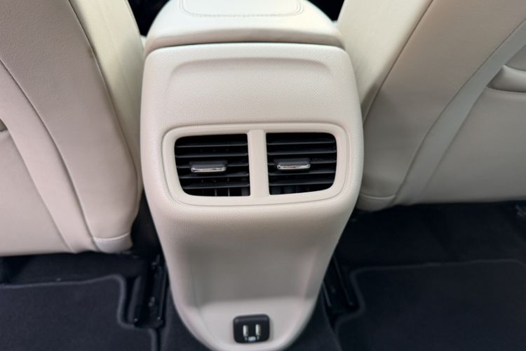 Used Buick Regal 2020 552T Elite Edition Interior 8