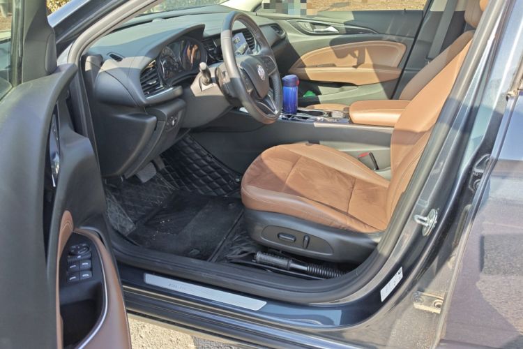 Used Buick Regal 2020 552T Luxury Version Left Front Seat