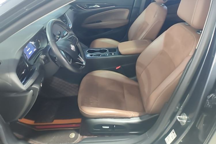 Used Buick Regal 2020 552T Luxury Version Left Front Seat