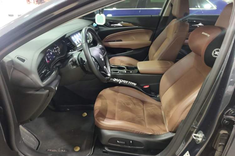 Used Buick Regal 2020 552T Luxury Version Left Front Seat