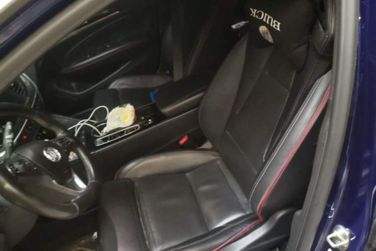 Used Buick Regal 2020 GS 28T Elite Model Left Front Seat