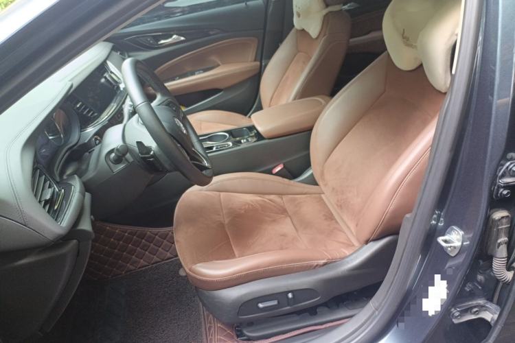 Used Buick Regal 2020 552T Luxury Version Left Front Seat
