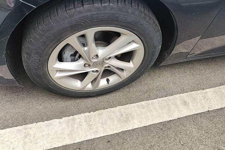Used Buick Regal 2020 552T Elite Edition Left Front Wheel Hub