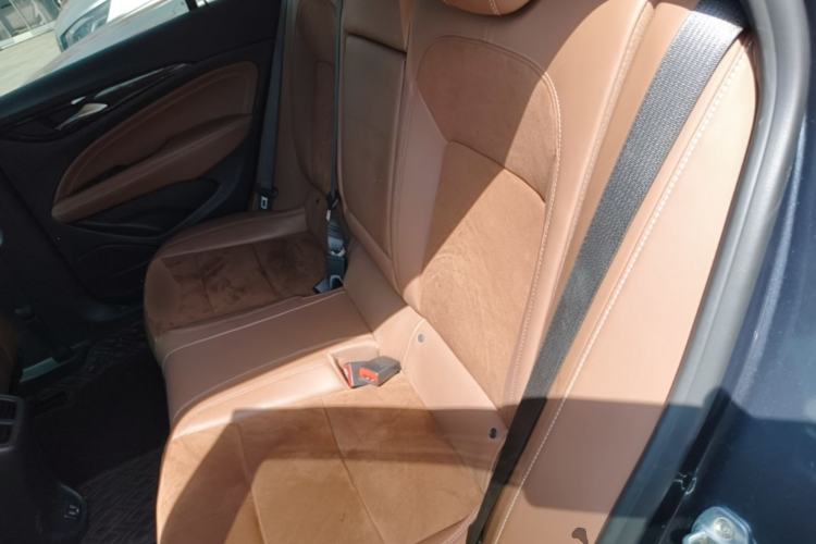 Used Buick Regal 2020 552T Luxury Version Left Rear Seat