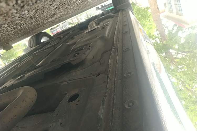 Used Buick Regal 2020 552T Luxury Version Left Side Sill