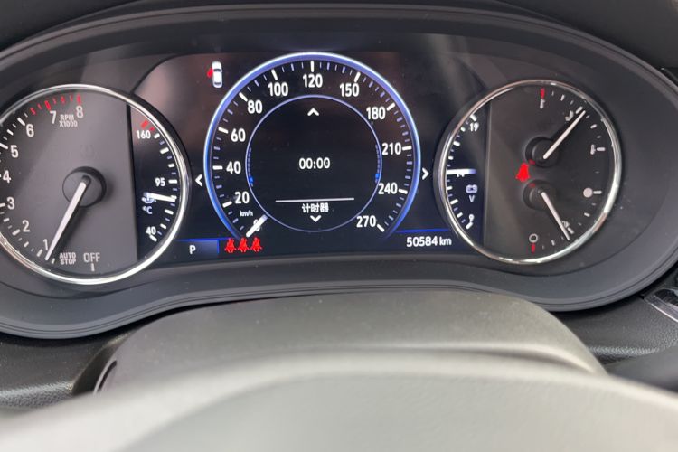 Used Buick Regal 2020 552T Luxury Version Odometer Close Up
