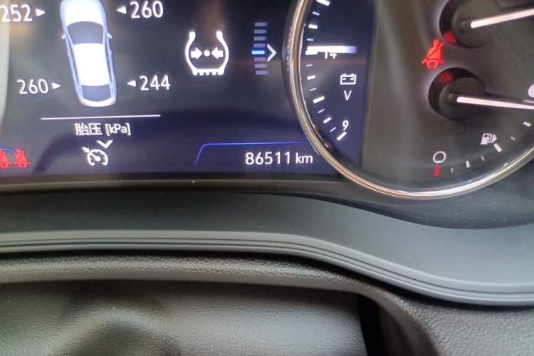 Used Buick Regal 2020 552T Luxury Version Odometer Close Up