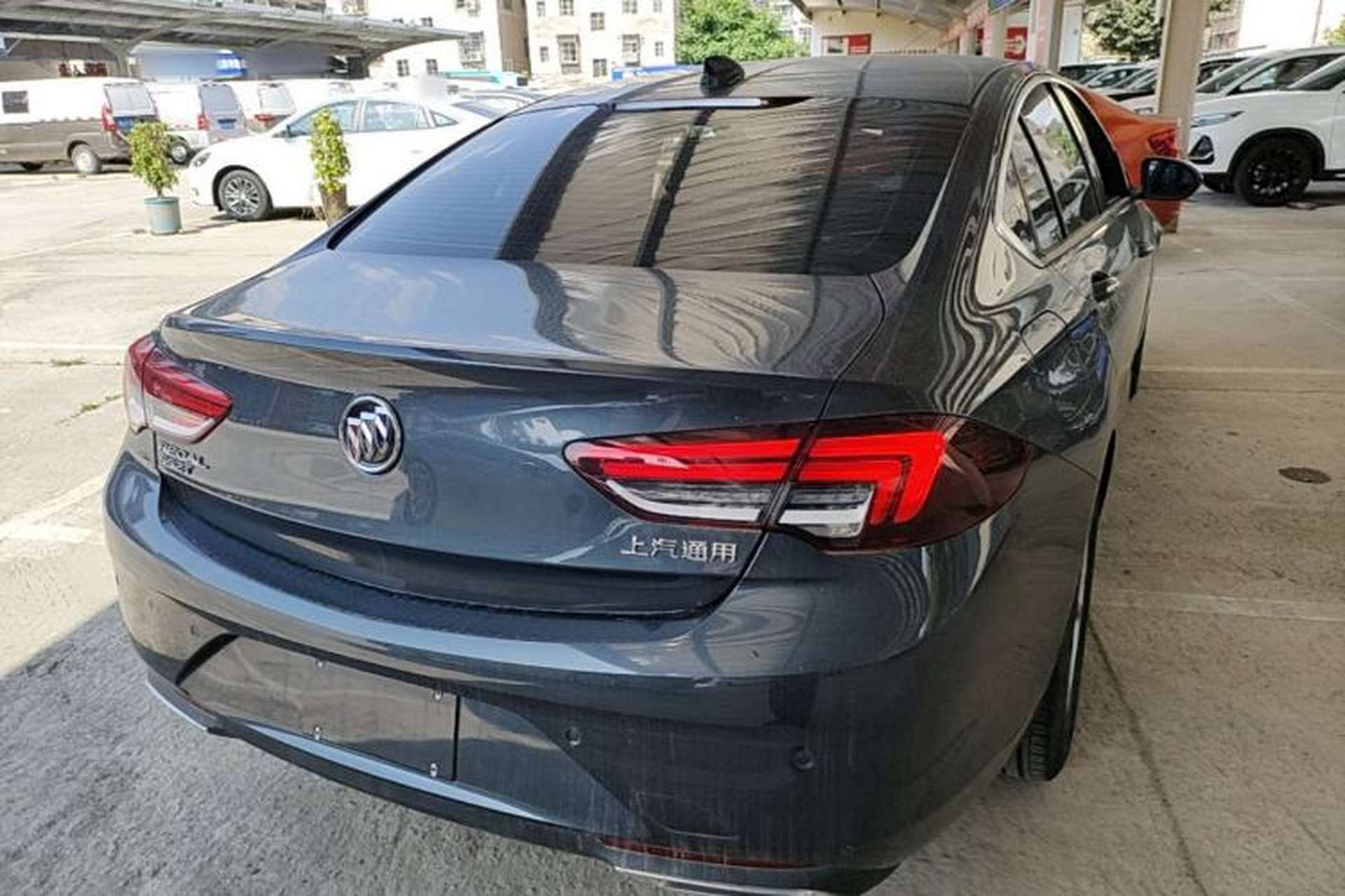Used Buick Regal 2020 552T Luxury Version Rear Right 45 Deg