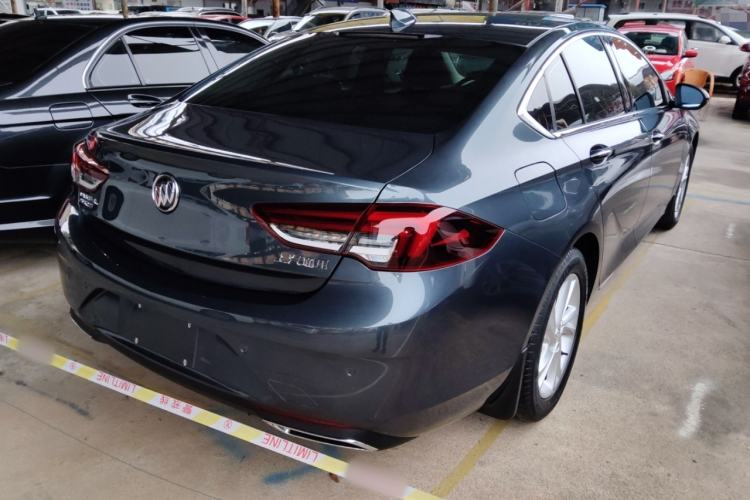 Used Buick Regal 2020 552T Luxury Version Rear Right 45 Deg